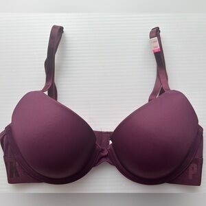 VS PINK T-Shirt lightly lined Bra